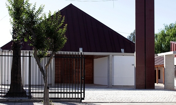 REPOSICION PARROQUIA DEL SAGRADO CORAZON DE JESÚS DE LA COMUNA DE LAS CABRAS